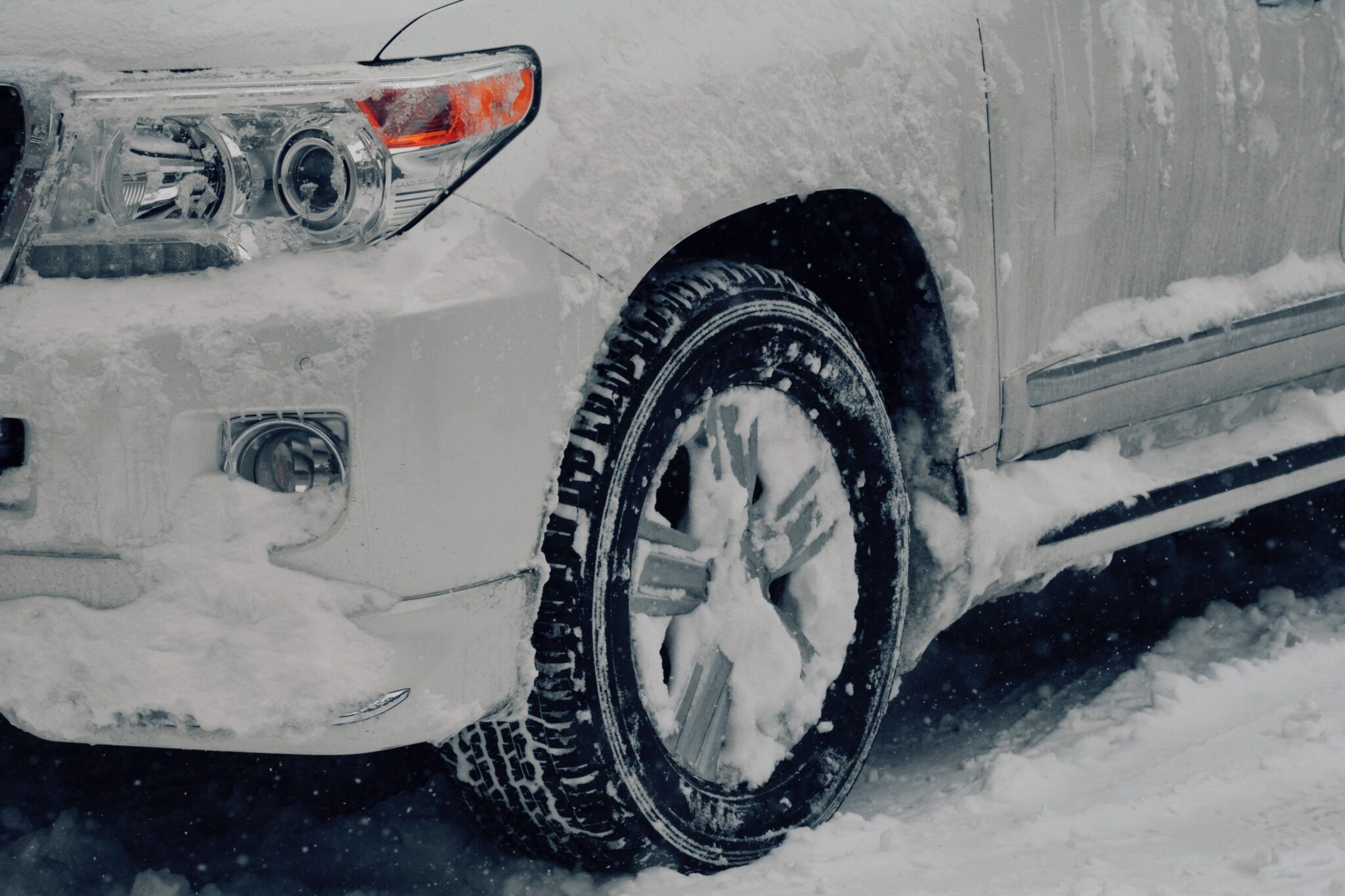Bereid je auto voor op de winter: tips voor een winterklaar voertuig